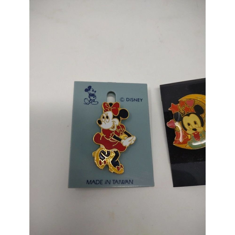 Mickey And Minnie Lapel Pins Vintage Disney Mickey with Moon/Stars Minnie Posing - Picture 2 of 5